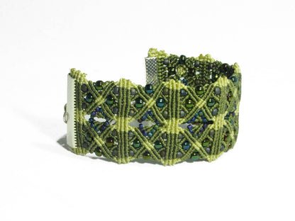 TUTORIAL - beaded cuff bracelet - macrame bracelet pattern - knot guide