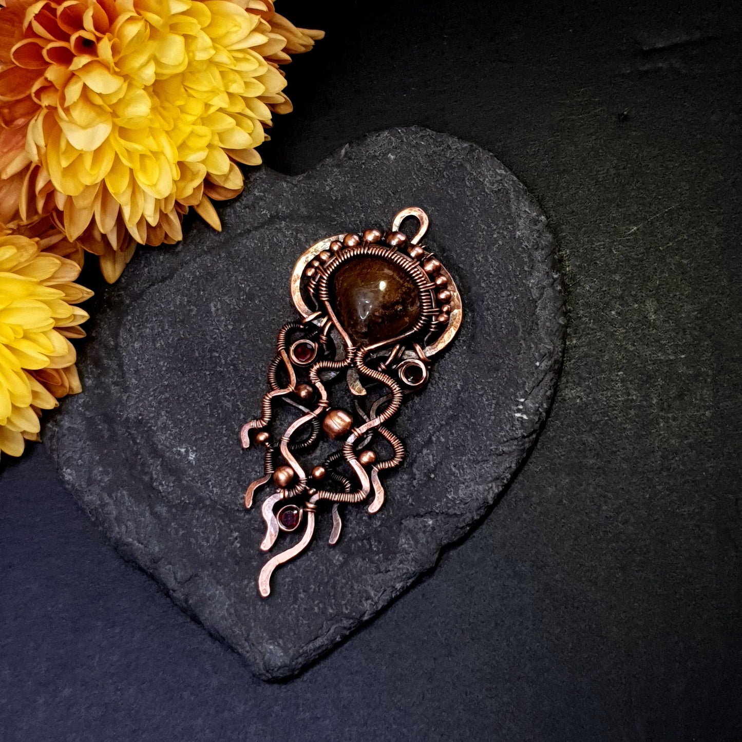 TUTORIAL - Hammered wire pendant 'Jellyfish' - wire weaving pattern - sea creature jewellery