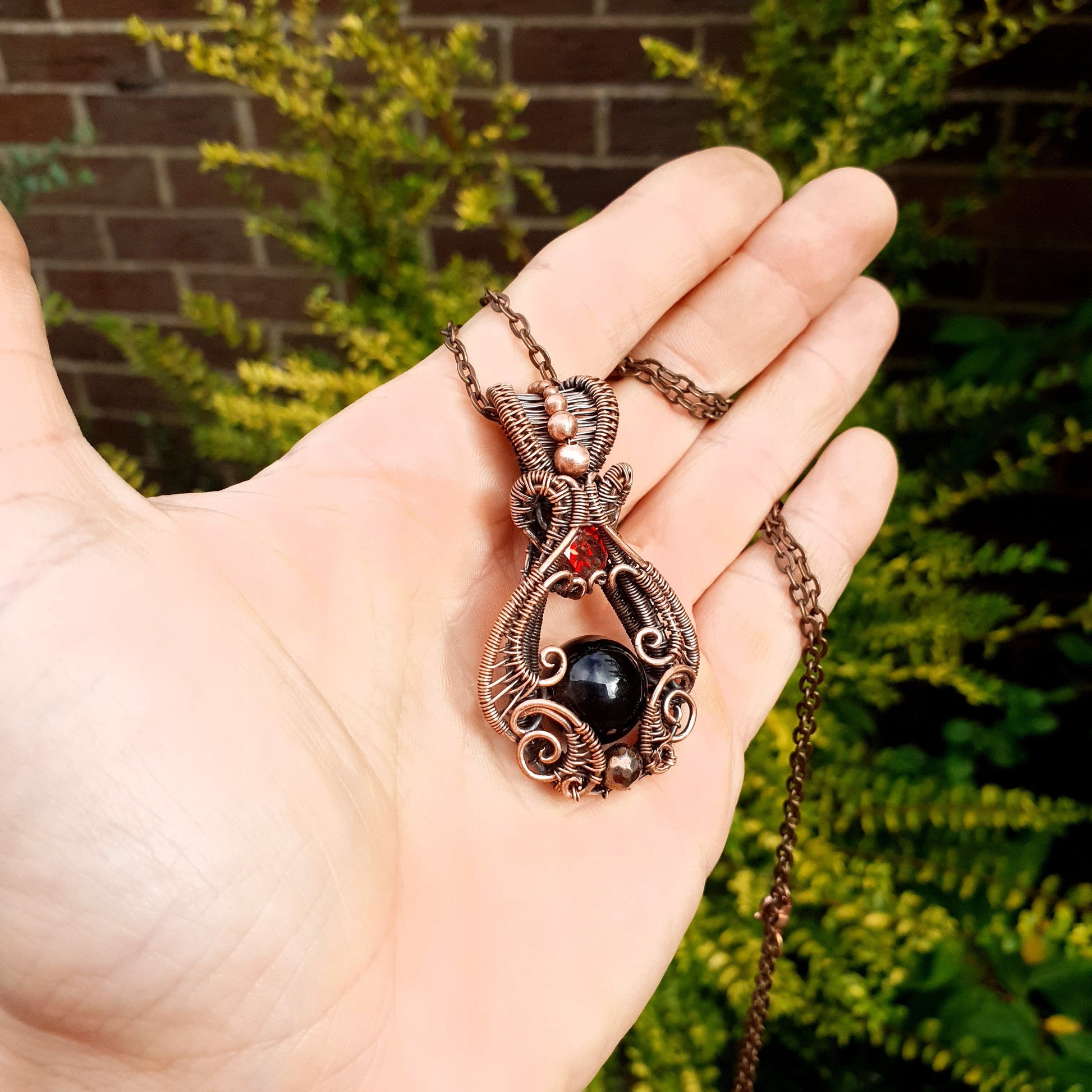 Kit + Video tutorial - Galadriel's amulet - elven wire weave pendant