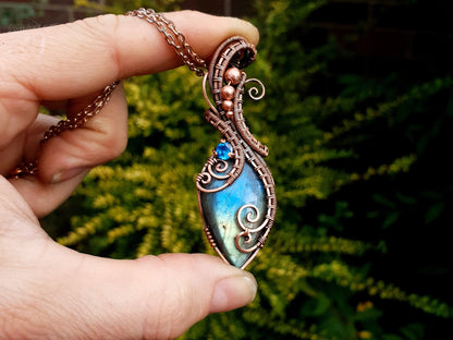 Kit + VIDEO tutorial - 'Antheia' - Labradorite wire wrap pendant - wire weaving pattern - Copper wire & gemstone kit