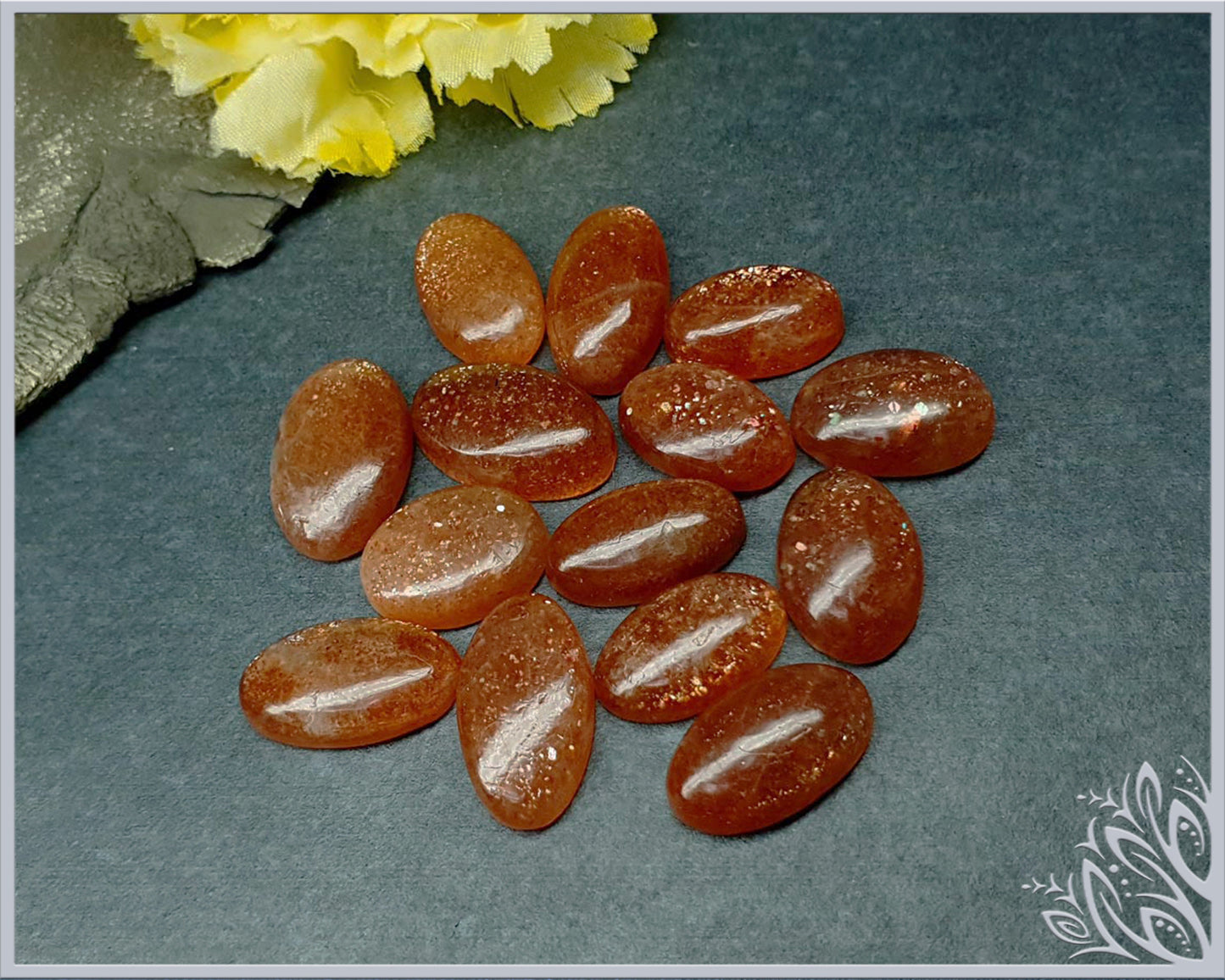 Sunstone cabochon - oval - 20 mm - 24 mm