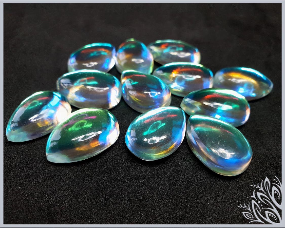 Aura cabochon - pear - 25 mm