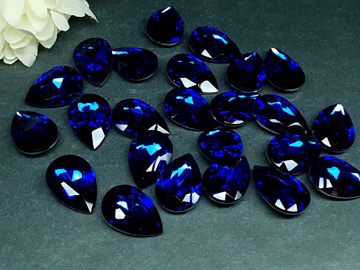 Glass crystal - pear - 20 x 30 mm - Sapphire blue