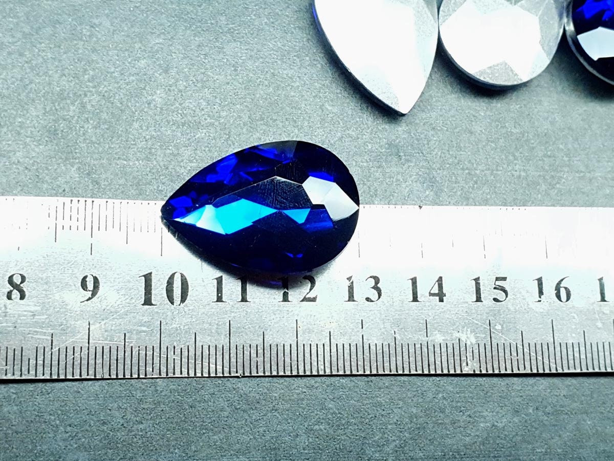 Glass crystal - pear - 20 x 30 mm - Sapphire blue