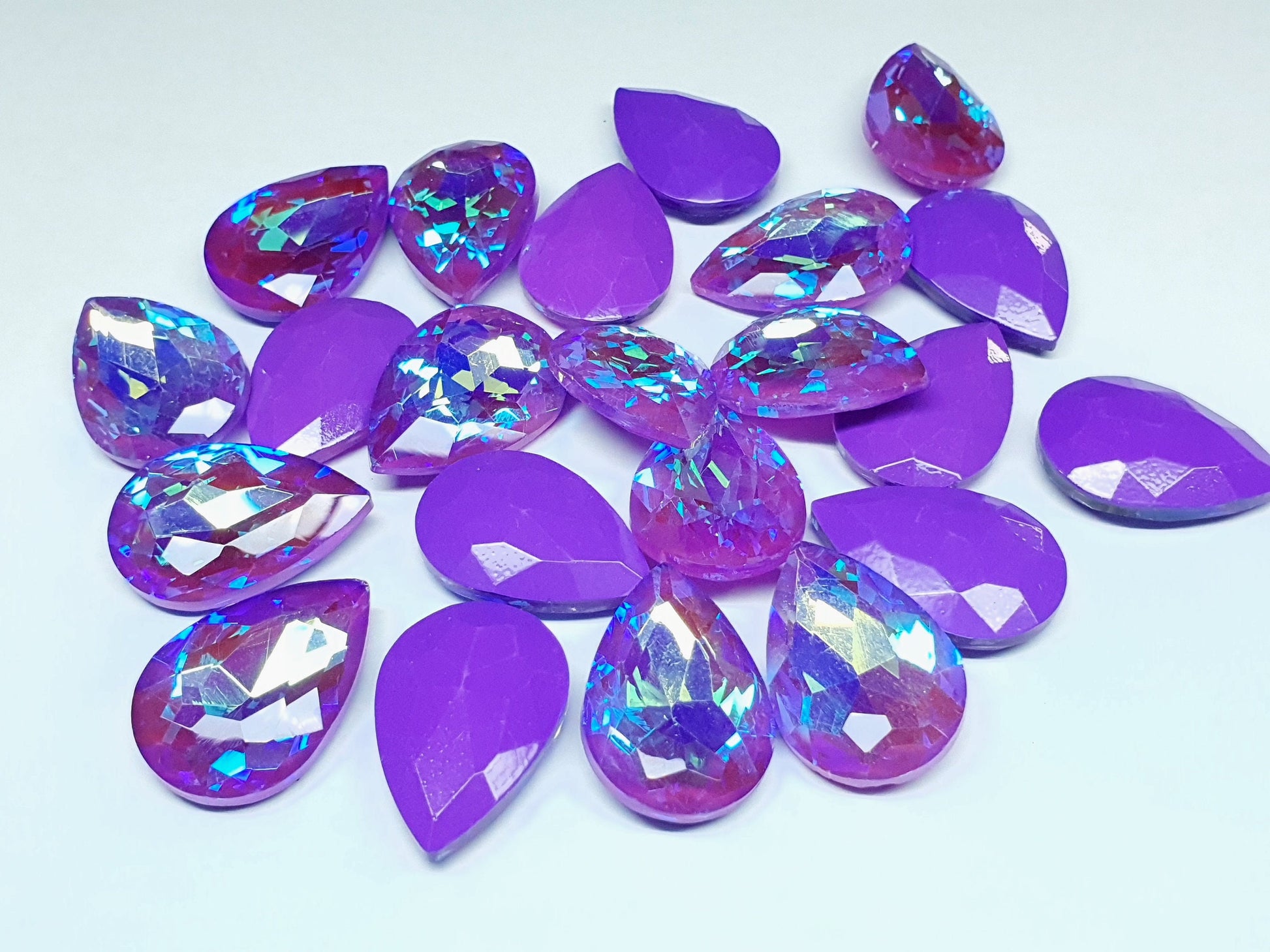 Glass crystal - pear - 20 x 30 mm - Orchid