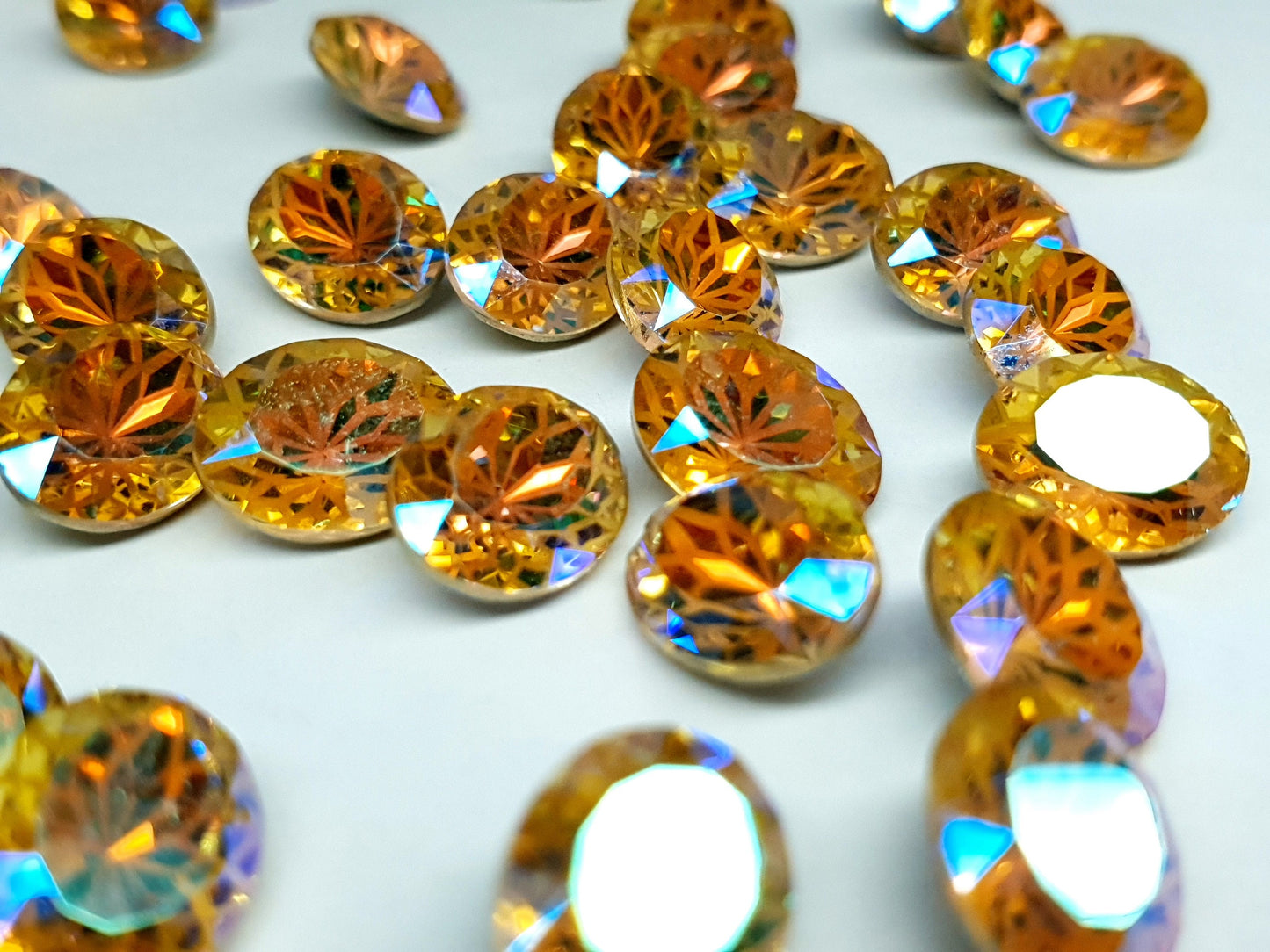 Glass crystal - oval - 10 x 8 mm - Sunflower yellow