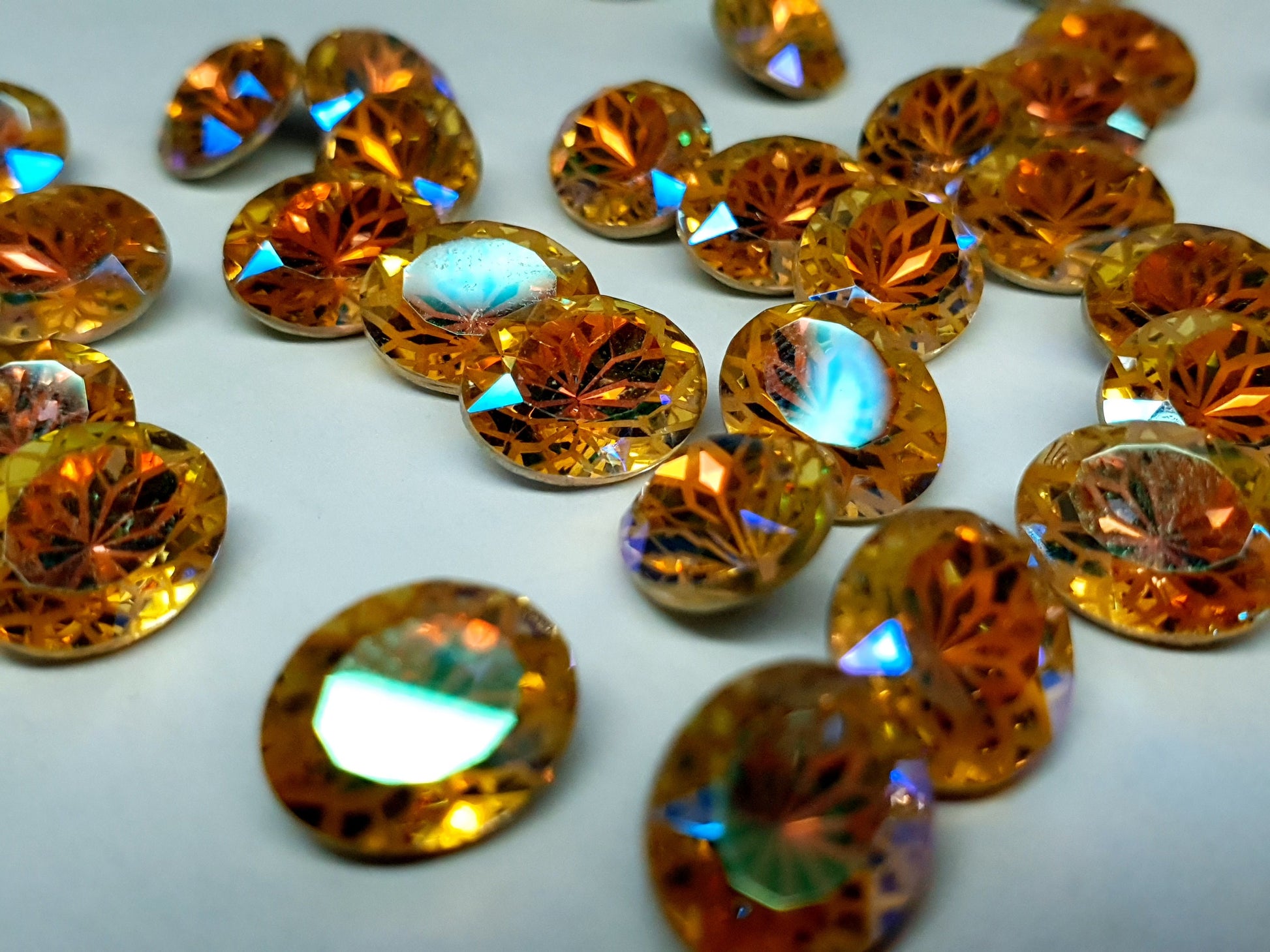 Glass crystal - oval - 10 x 8 mm - Sunflower yellow