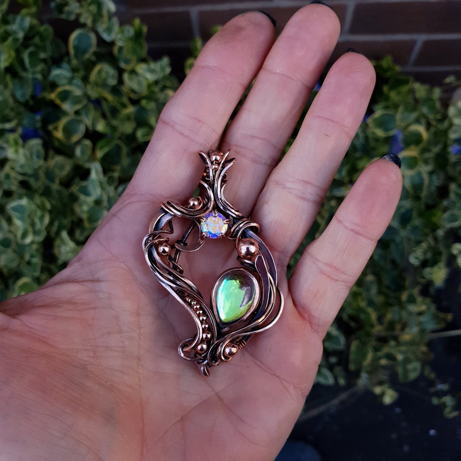 Copper pendant with aura quartz focal