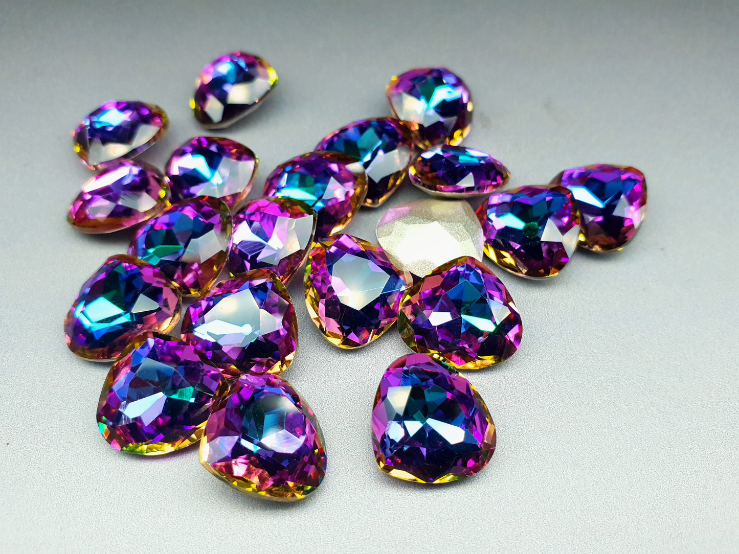 Glass crystal - Squat Pear - 13 mm - Plum