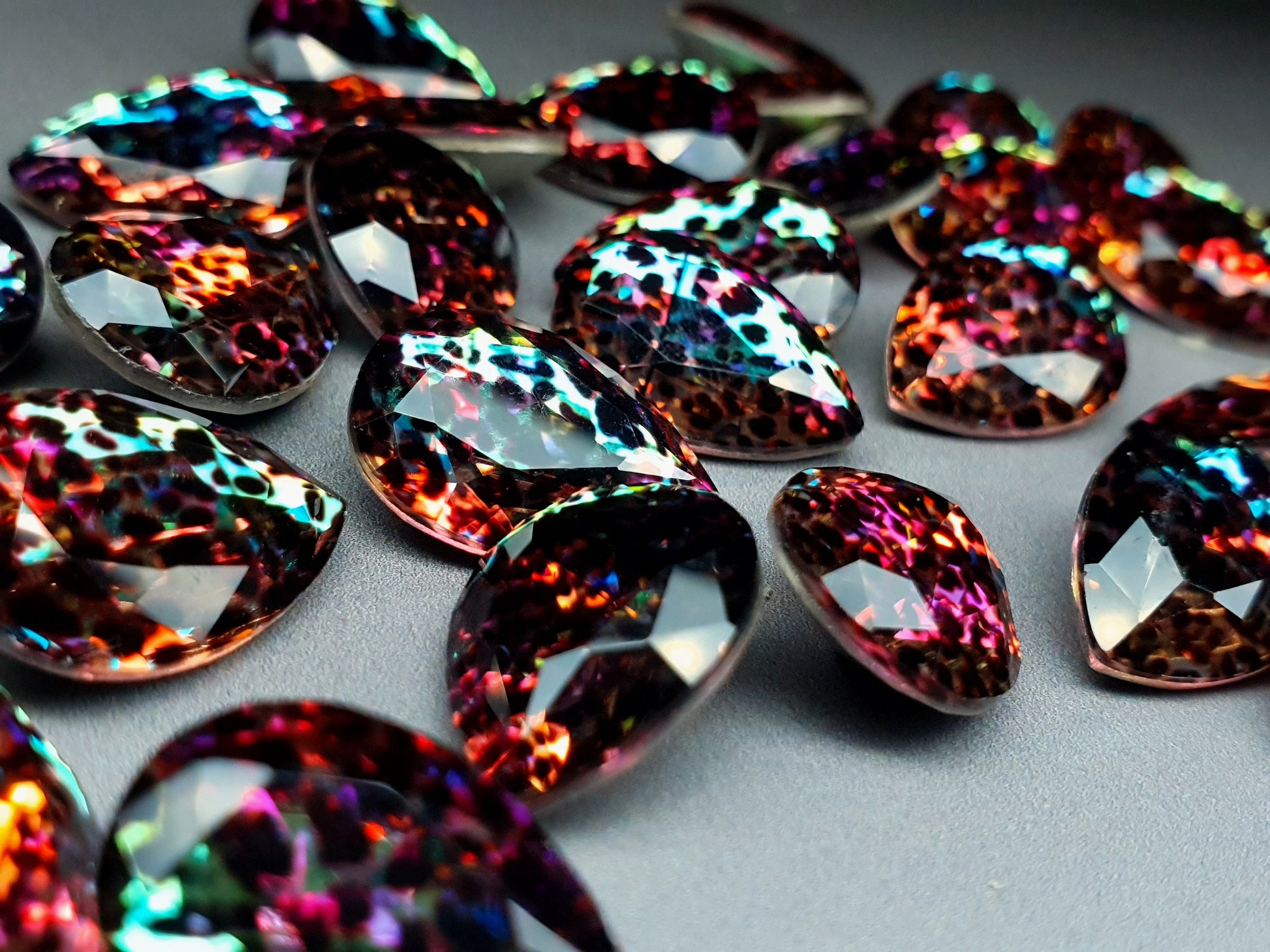 Glass crystal - Pear - 18 mm - Purple leopard