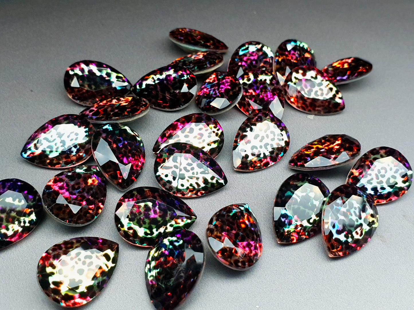 Glass crystal - Pear - 18 mm - Purple leopard