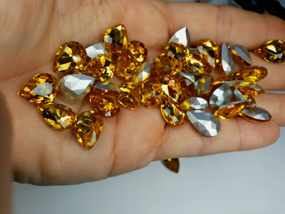 Glass crystal - Pear - 14 mm - Gold