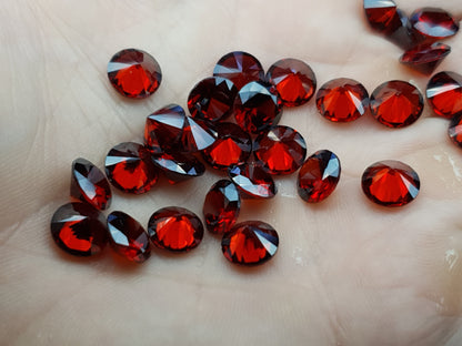 Cubic zirconia - Garnet - 8 mm - round faceted cut