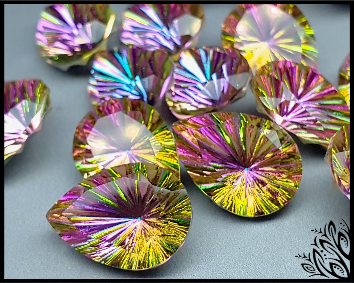 Kit + VIDEO Tutorial - Starburst - wire weaving pattern - pendant tutorial - wire pendant