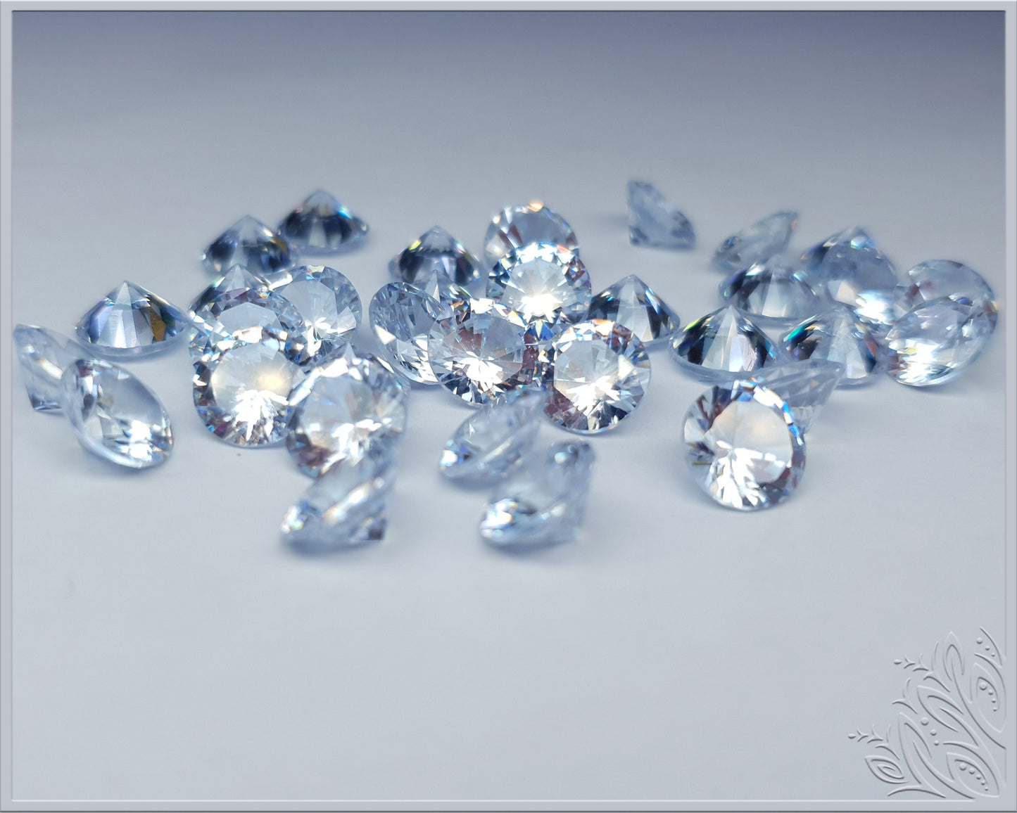 Cubic zirconia - Diamond - 8 mm - round faceted cut