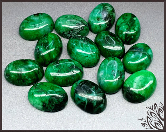 GSO067 - jade - green - dyed - 18x13mm - ovaL