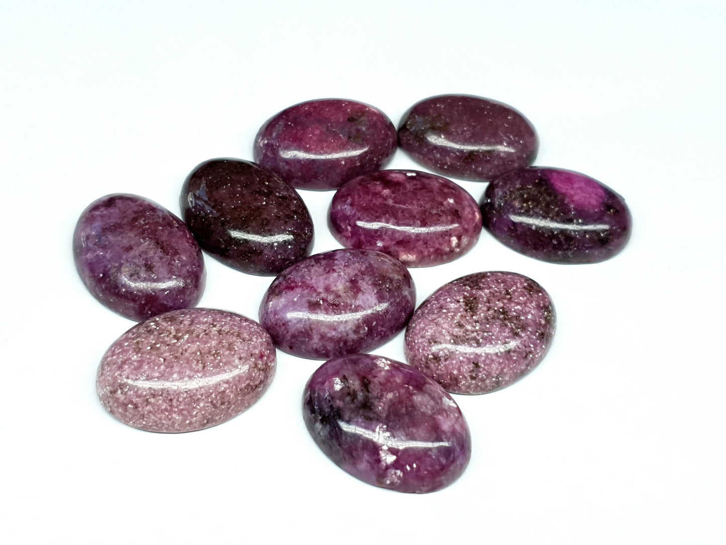 Lepidolite cabochon - oval - 25 mm