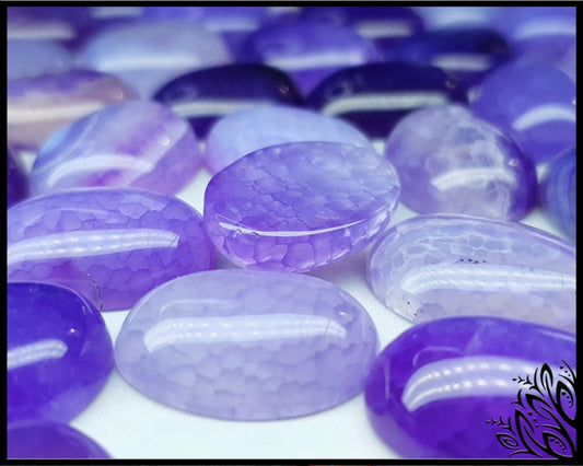 Purple dragon veins cabochon - oval - 20 mm