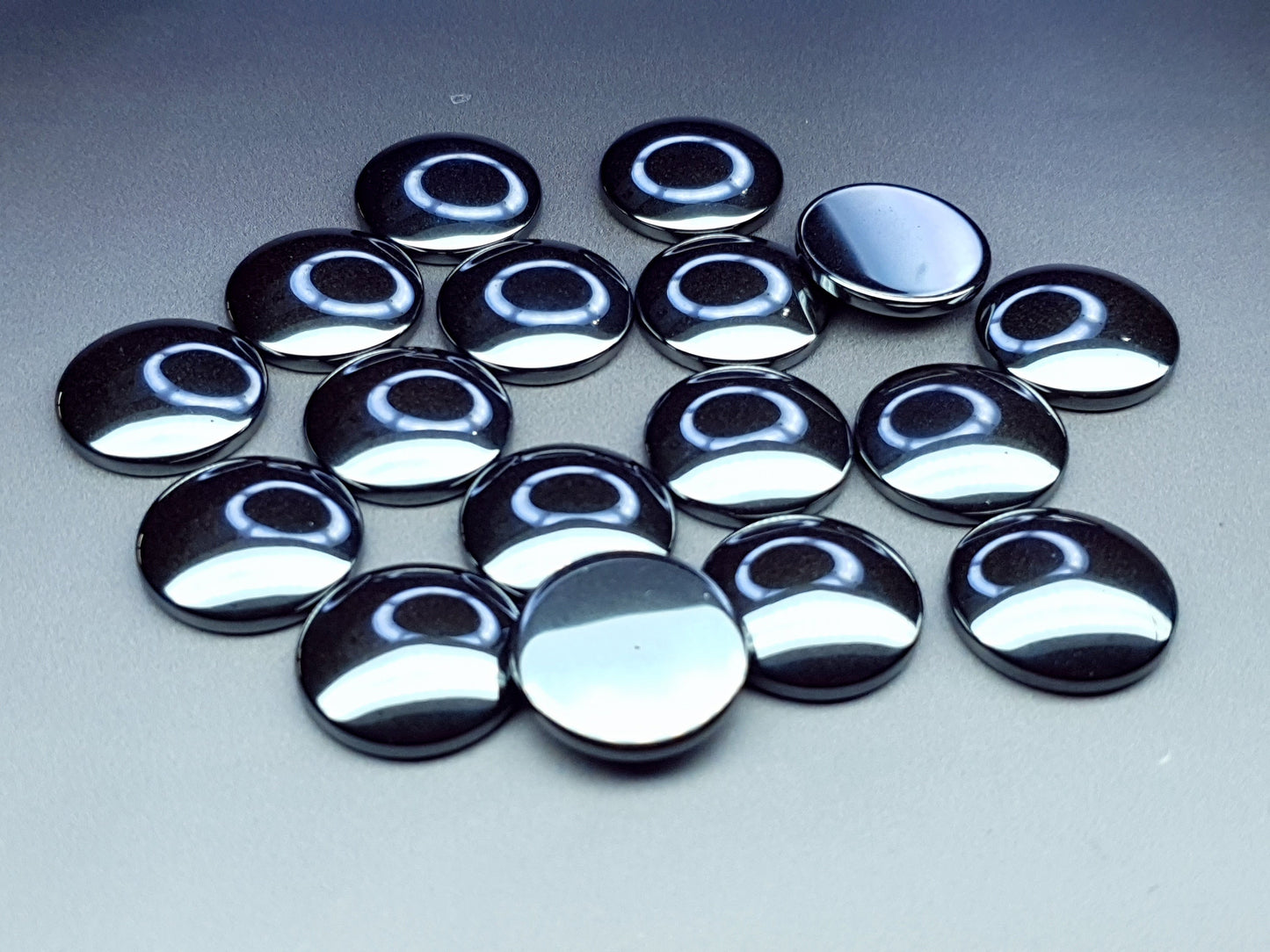 Silver hematite cabochon - round - 20 mm