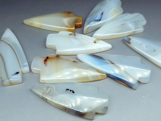 Arrow head agate cabochon - pear - 45 mm