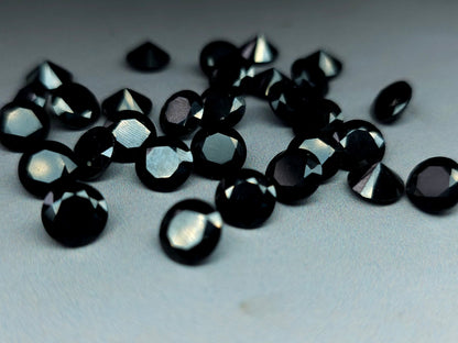 Cubic zirconia - Raven black - 8 mm - round faceted cut