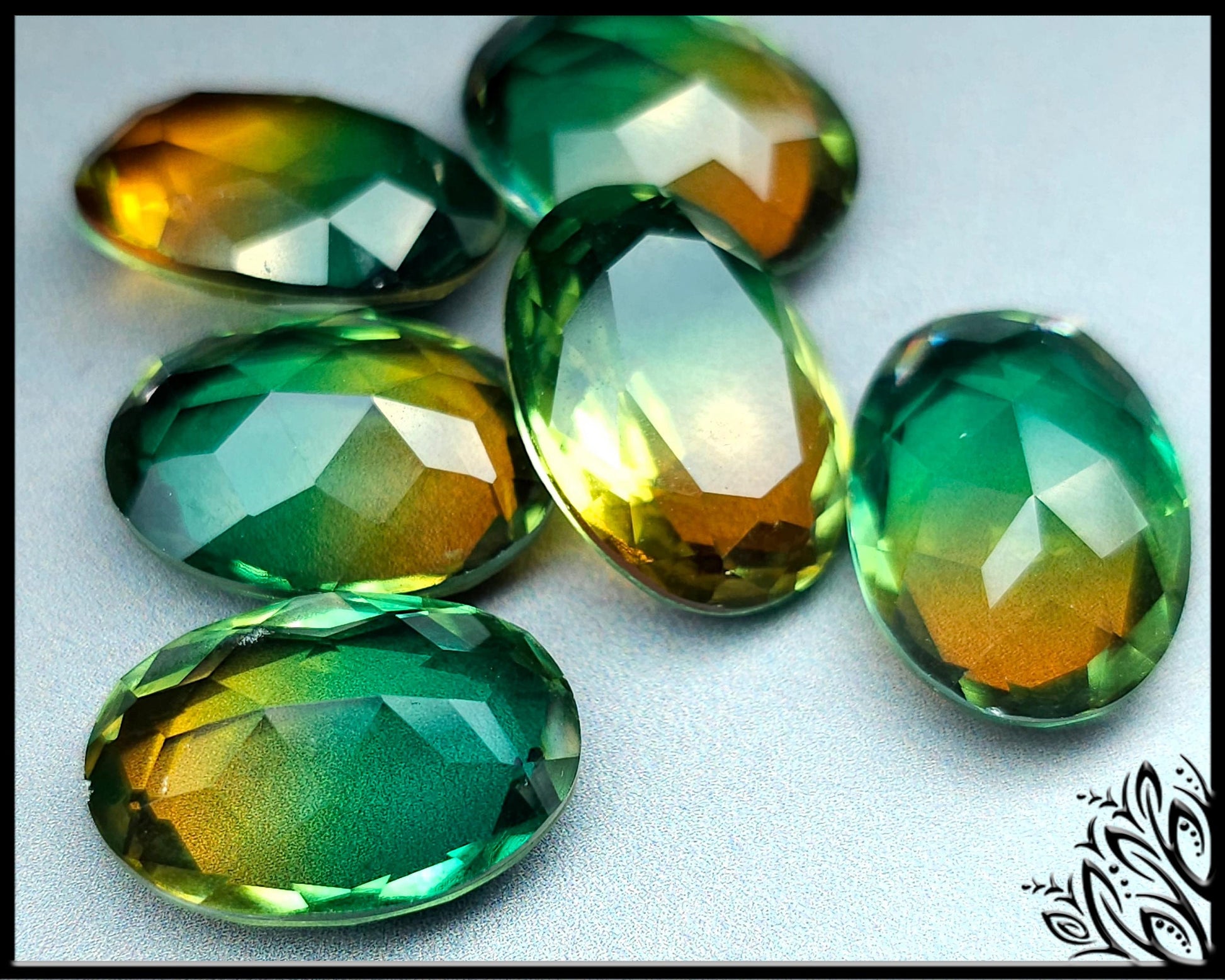 Glass crystal - Oval - 18 mm -green yellow ombre