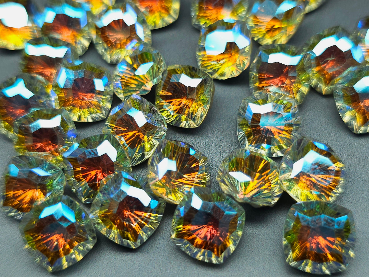 Glass crystal - square - 10 mm - Starburst - Sunflower