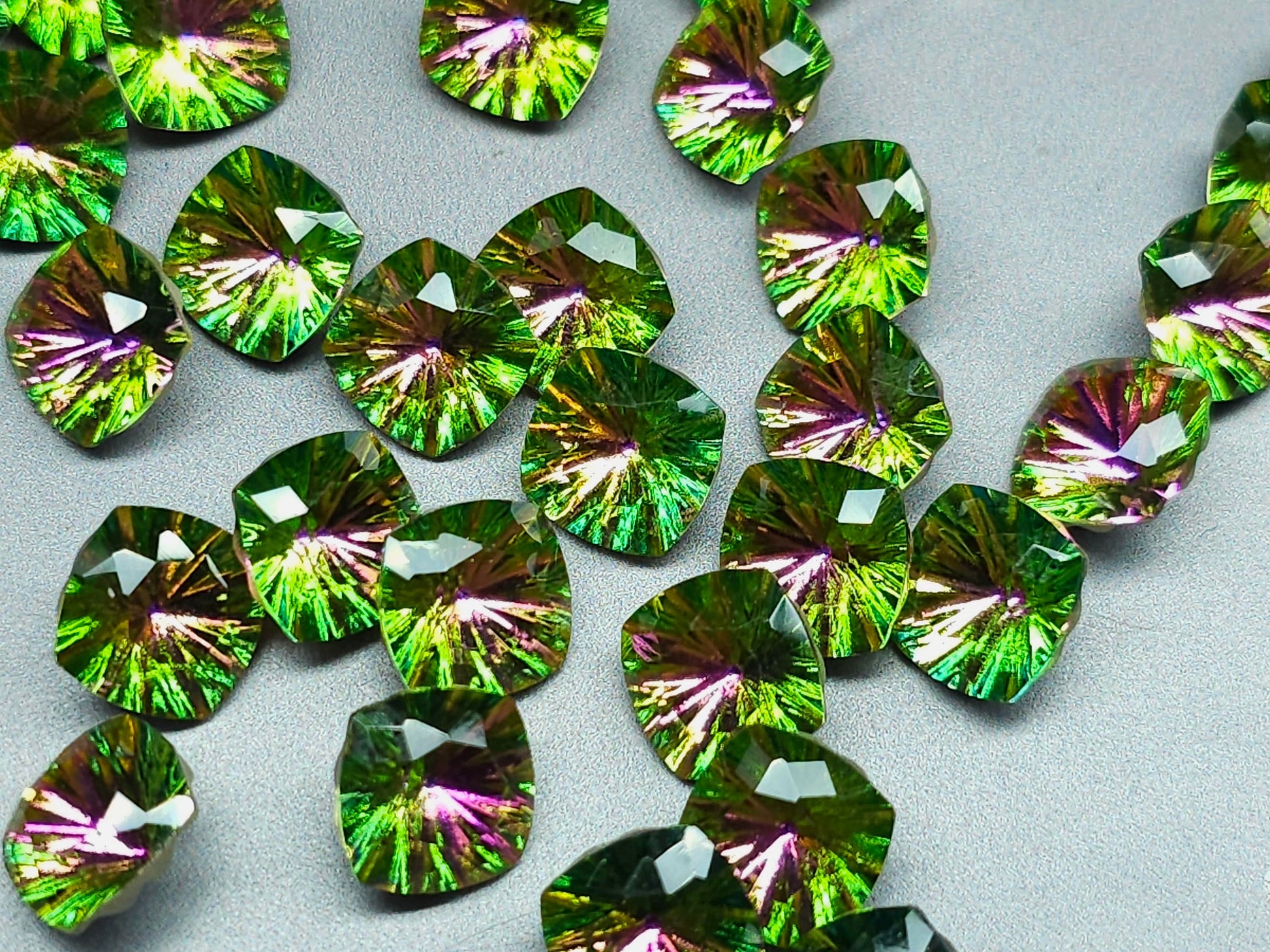 Glass crystal - square - 10 mm - Starburst rose garden