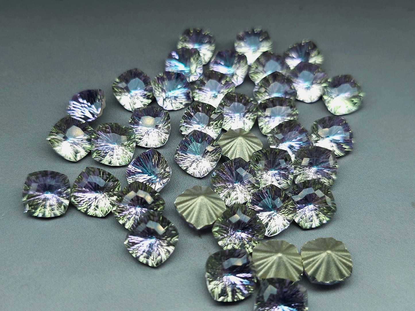 Glass crystal - square - 10 mm - Starburst - Lavender