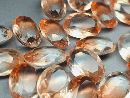 Glass crystal - Oval - 18 mm - peach - clear ombre