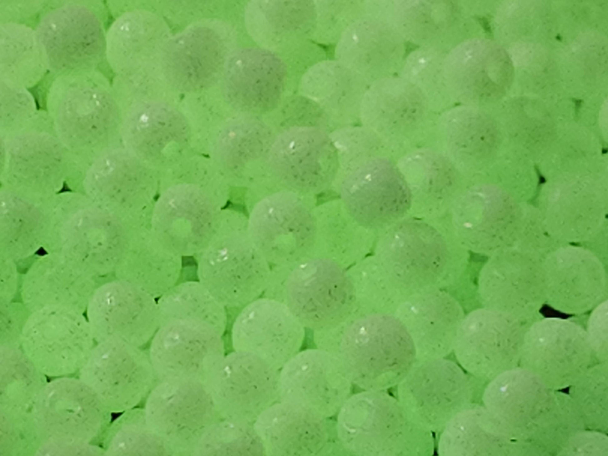 Fluorescent beads - green - round - 3 mm