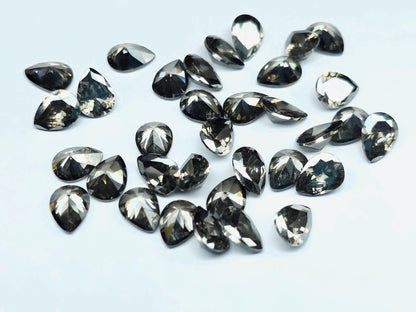 Cubic zirconia - black - 8 mm - pear facet cut