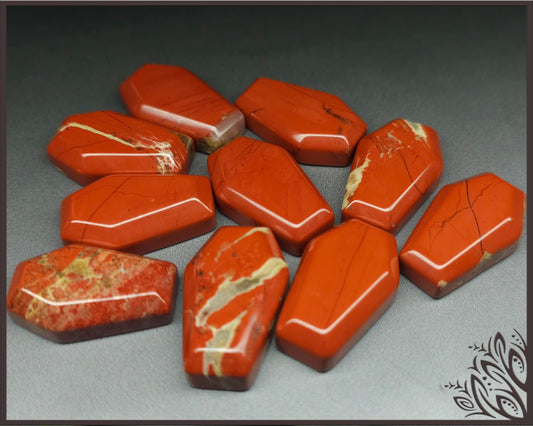 Red jasper cabochon - coffin shape - 30 mm