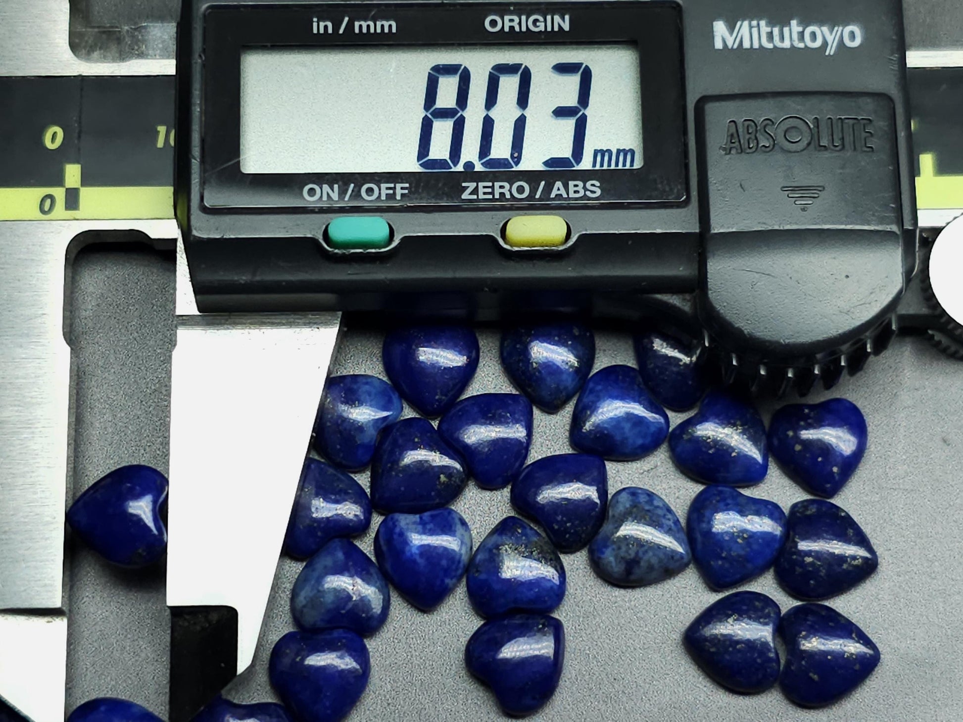 Blue Lapis lazuli heart - flat back cab - 8 mm