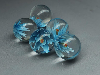 3D Lampwork flower sphere/orb - blue - 16 mm