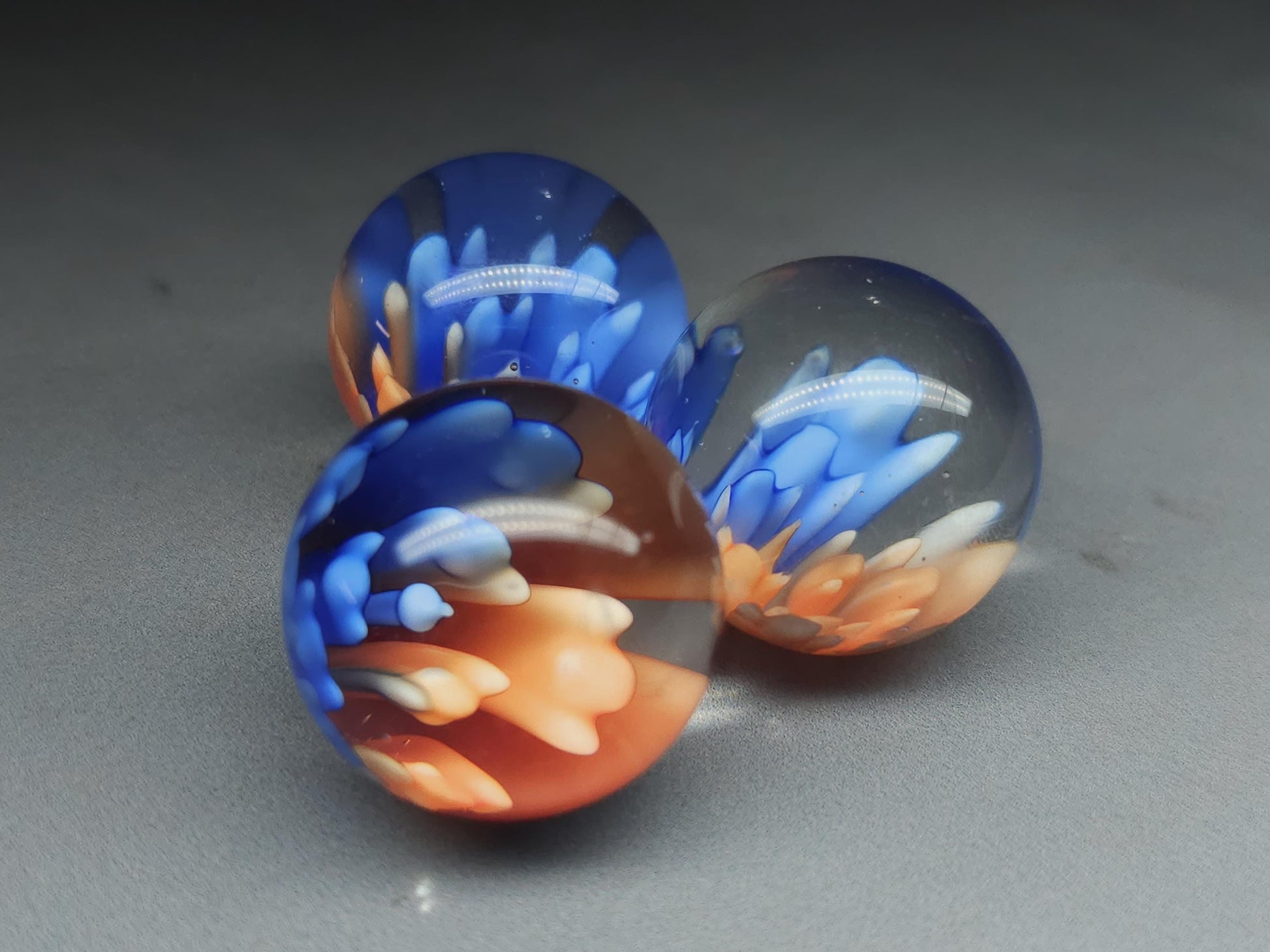 3D Lampwork flower sphere/orb - blue & orange - 25 mm