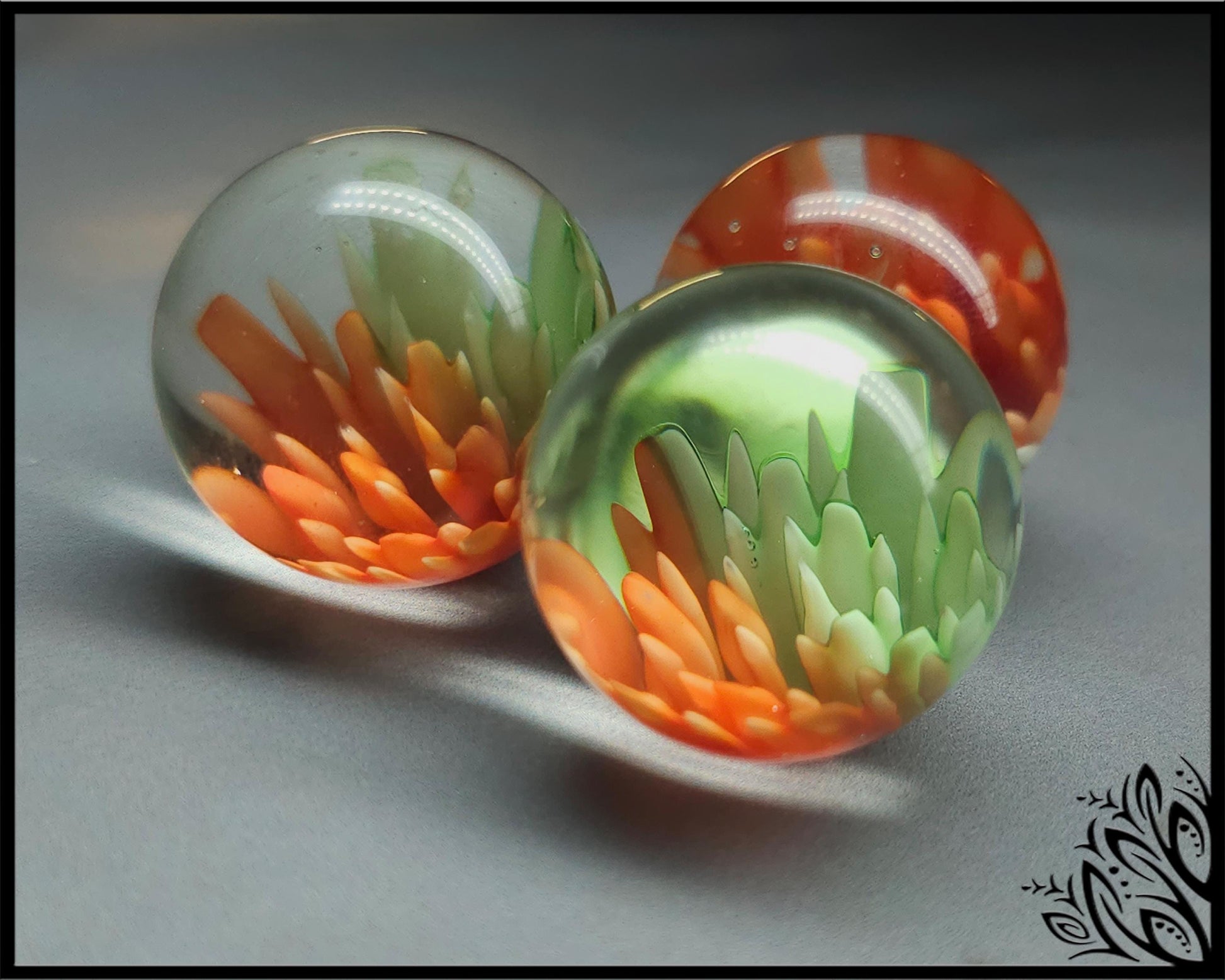 3D Lampwork flower sphere/orb - green & orange - 25 mm