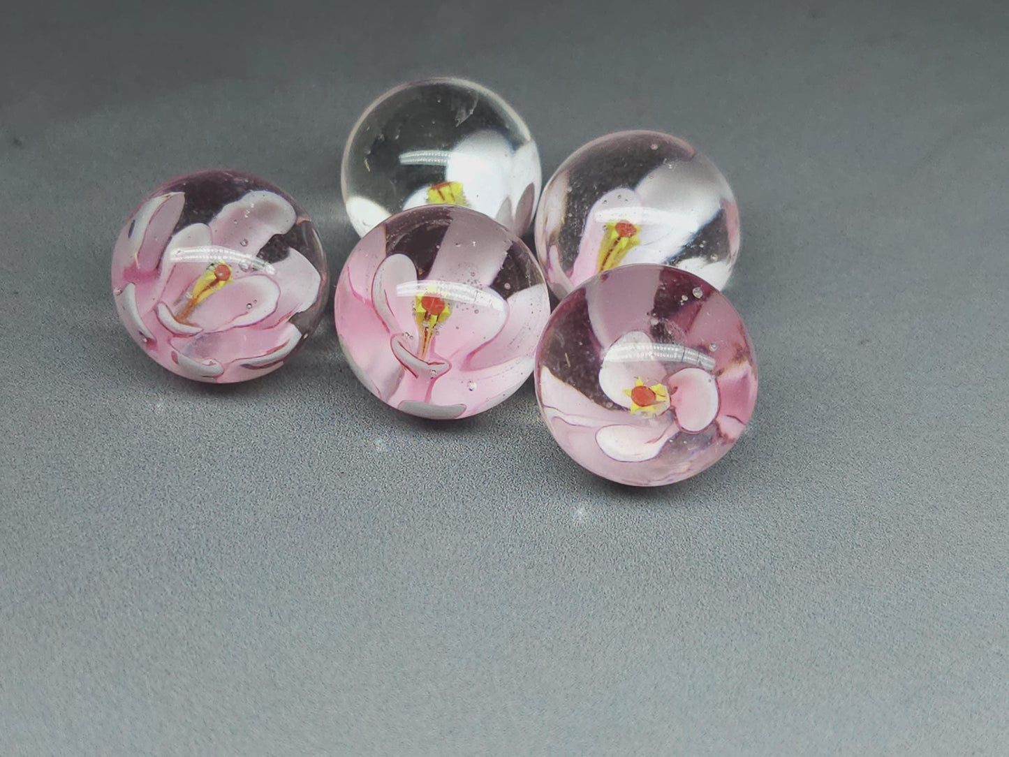 3D Lampwork flower sphere/orb - violet - 16 mm