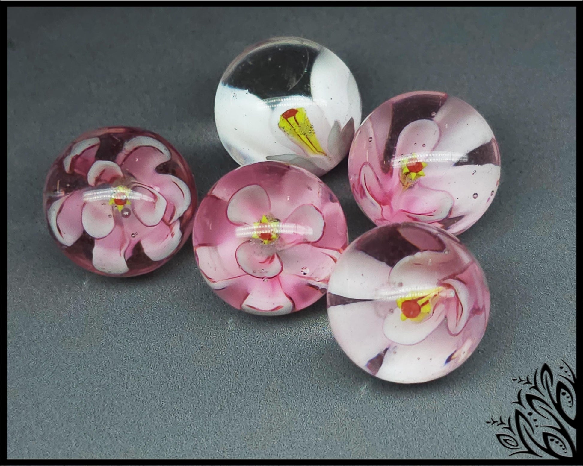 3D Lampwork flower sphere/orb - violet - 16 mm