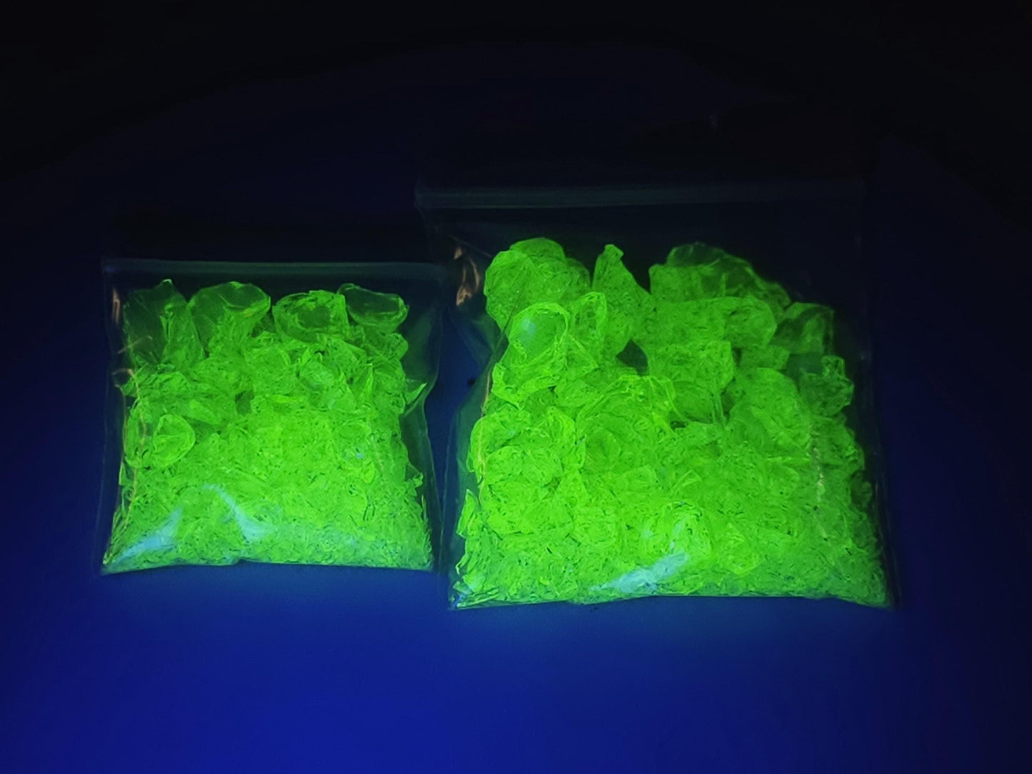 Uranium glass - crushed glass - 5g - 10g