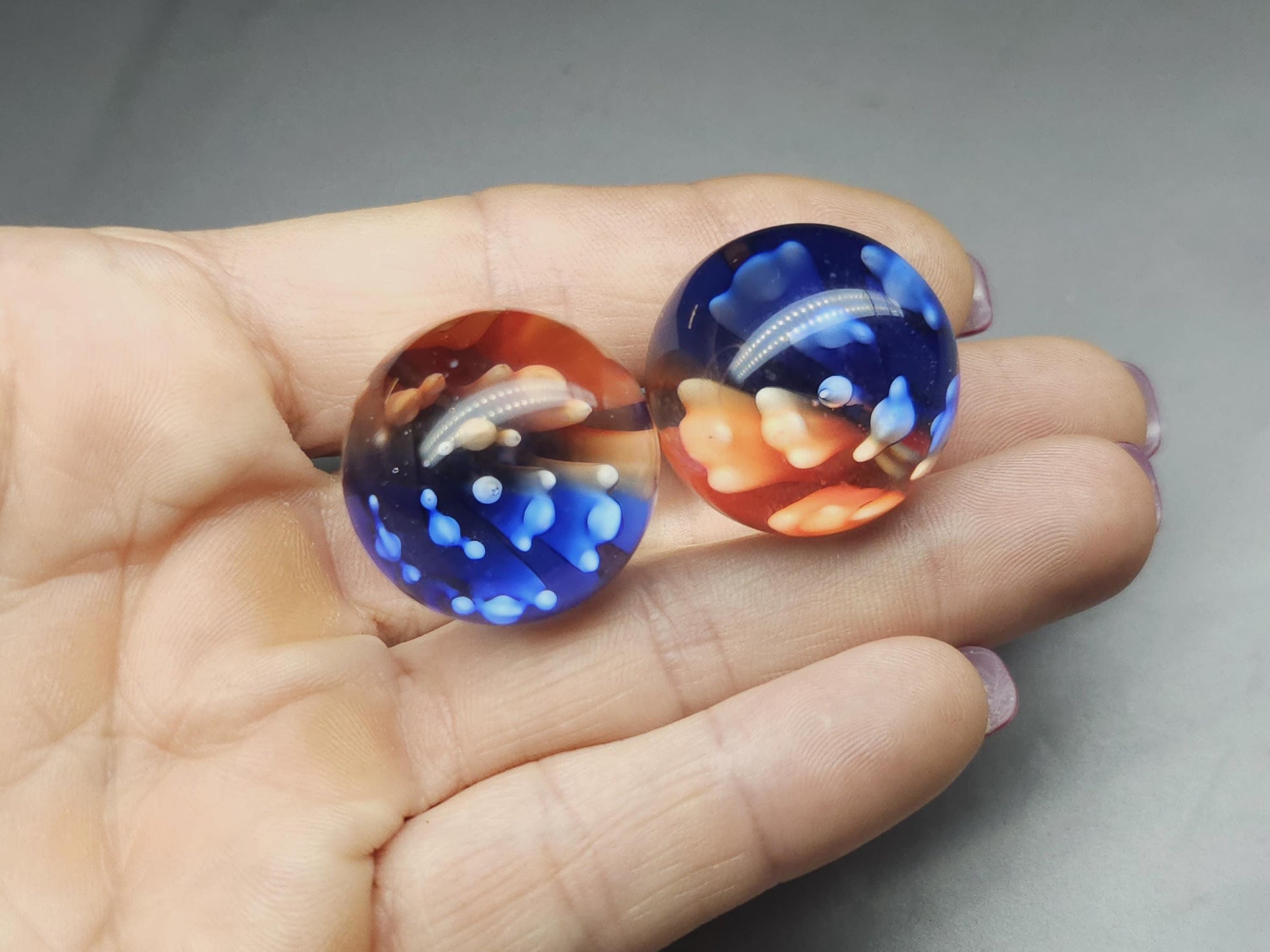 3D Lampwork flower sphere/orb - blue & orange - 25 mm