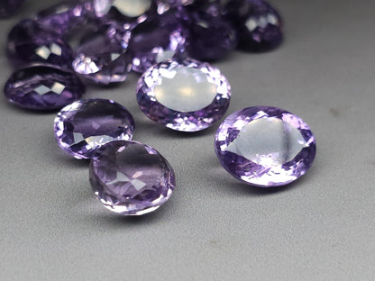 Amethyst facted gemstone - oval - 16-17 mm