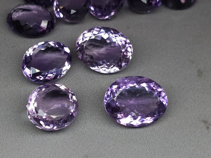 Amethyst facted gemstone - oval - 16-17 mm