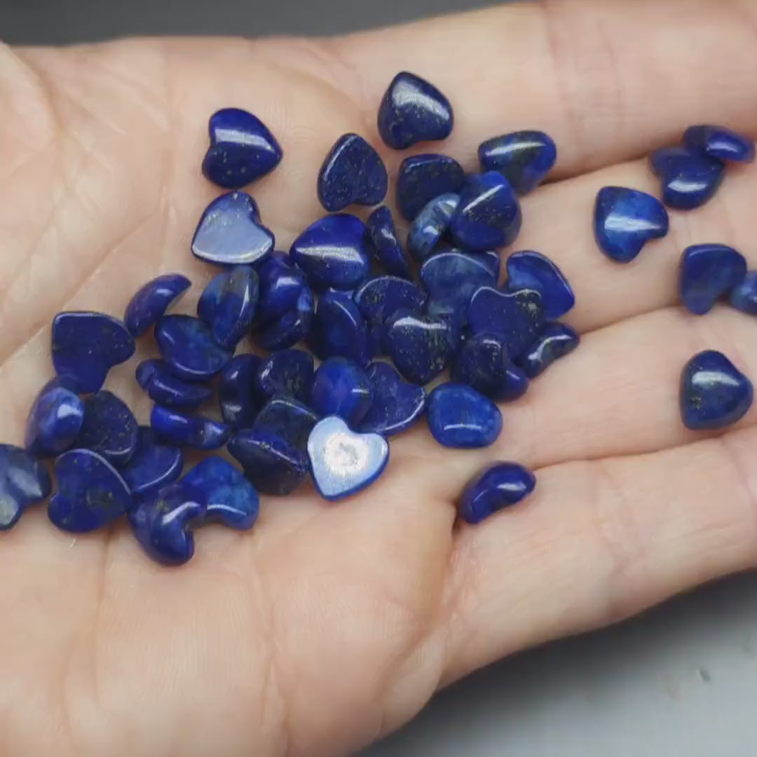 Blue Lapis lazuli heart - flat back cab - 8 mm