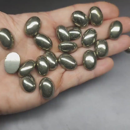 Pyrite cabochon - oval - 18 mm