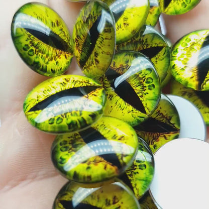 Dragon eye cabochon - 18 mm - Yellow