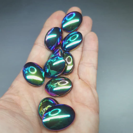 Rainbow hematite cabochon - oval - 25 mm