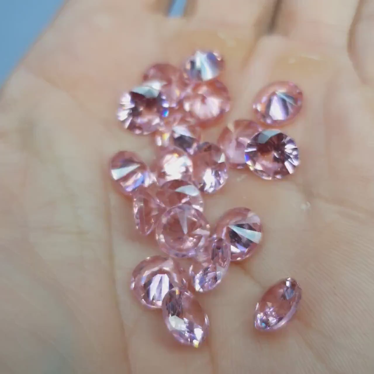 Cubic zirconia - Morganite - 8 mm - round faceted cut