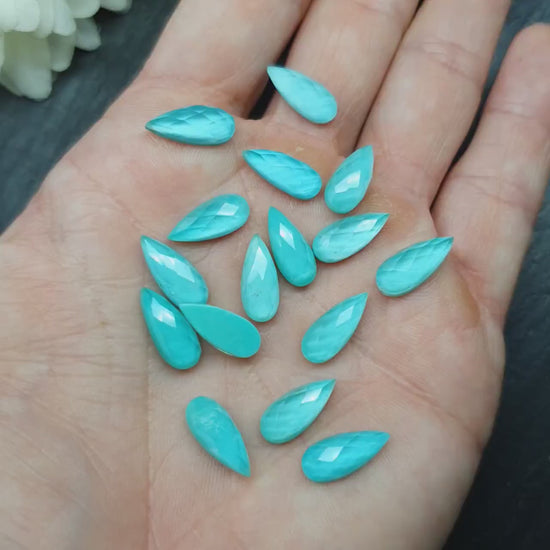 Turquoise doublet cabochon - pear - 16 mm