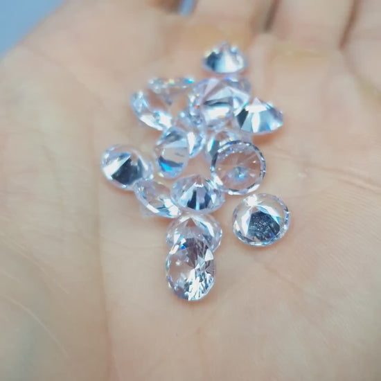 Cubic zirconia - Diamond - 8 mm - round faceted cut